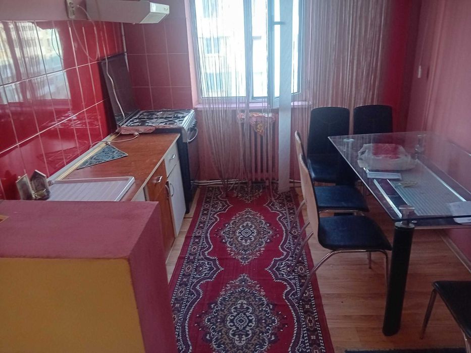 Ap 3 Cam 75mp Asirom aproape de centru decomandat centrala 2 bai