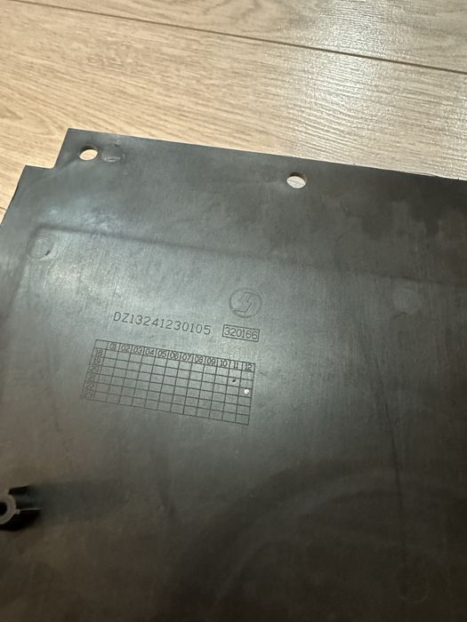 Проодам брызговик Шансиман