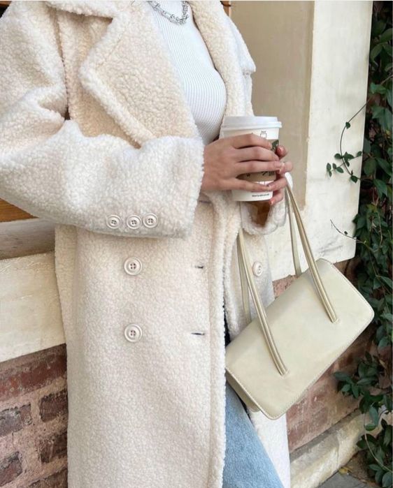 Дамско дълго палто