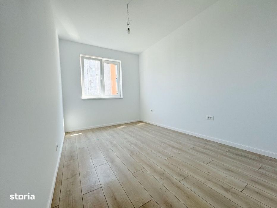 Penthouse 3 camere, decomandat, 80 mp utili,toate utilitatile-Aradului — fotografia 3