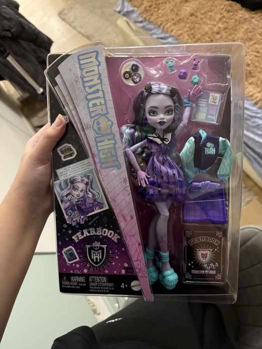 продаю Monster High