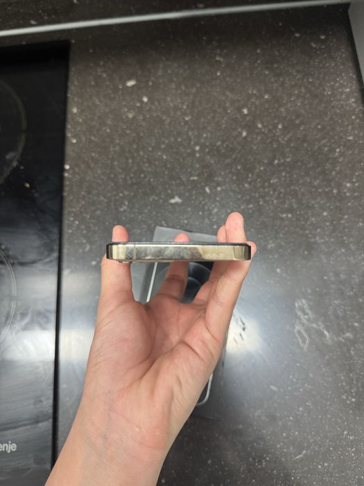 Продам айфон 12 про, в идеальном состоянии!