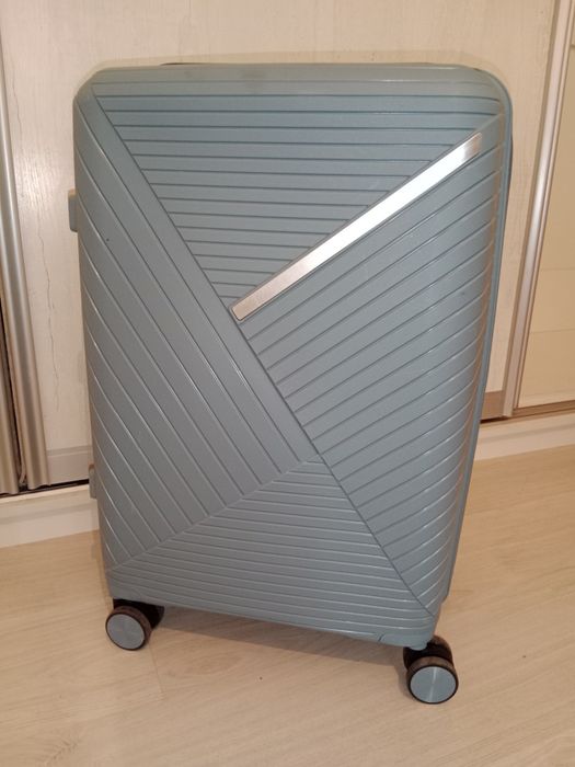 Чемодан сатылады