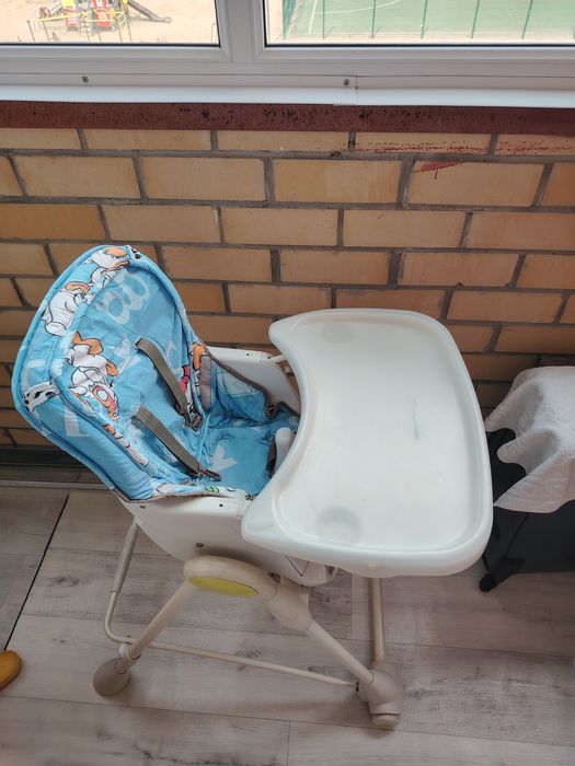 Продам стульчик для кормления