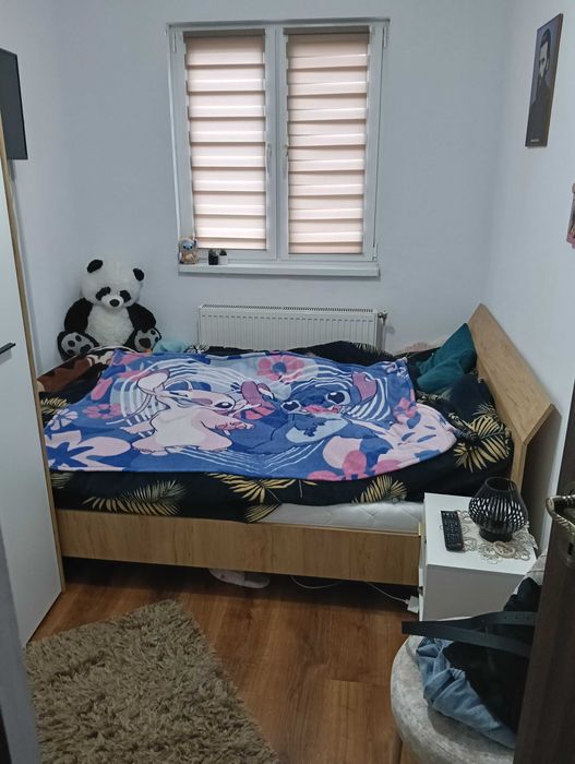 Apartament 3 camere la etajul 2