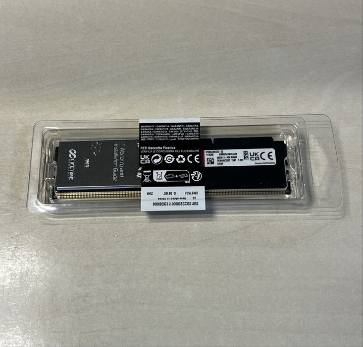 Memorie RAM Kingston FURY Beast DDR5 32GB 6000MHz CL36 – SIGILATĂ