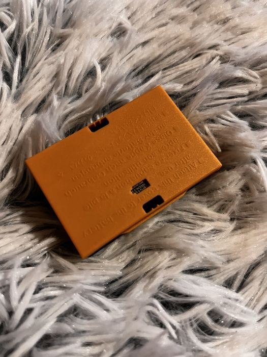 Продавам батерия Canon LP-E6NH