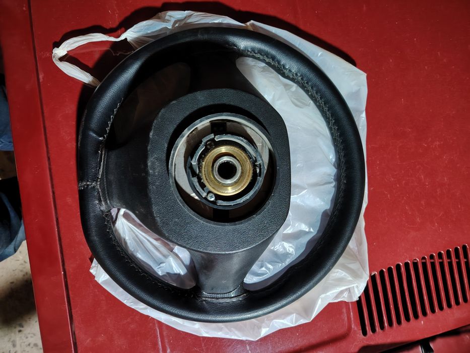 Vaz ladaga tushadigan rul 2101dan 2107gachatushadi