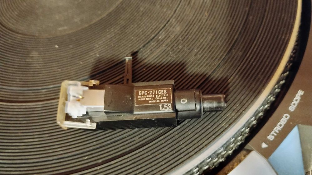 pickup Technics SL23 pt discuri vinil