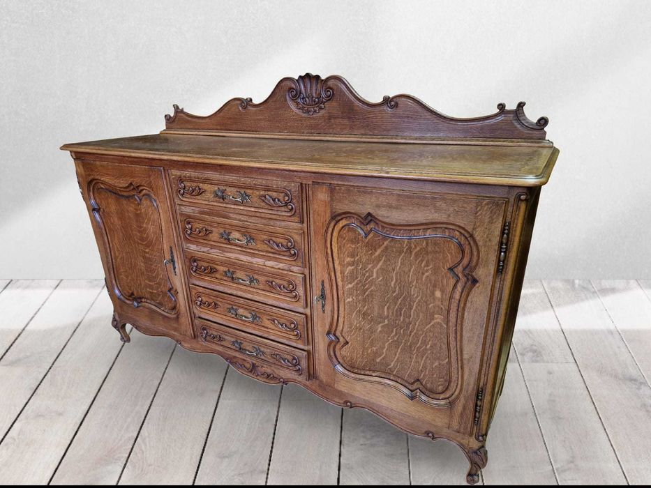 Невероятно резбован контрабюфет дресоар тъмен дъб в стил "ЛУИ XV"