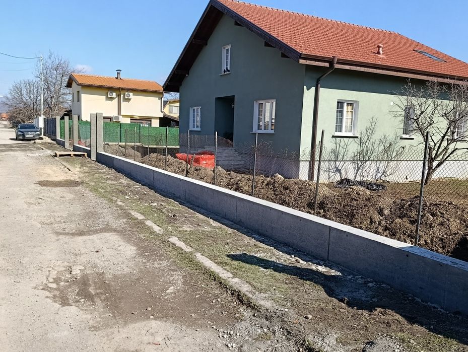 Монтаж на ограда