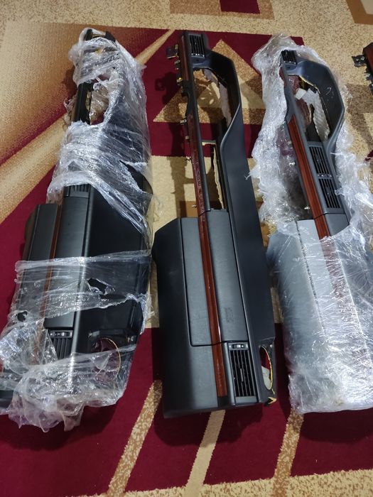 Панель торпеда, борода Мерседес 124 /210