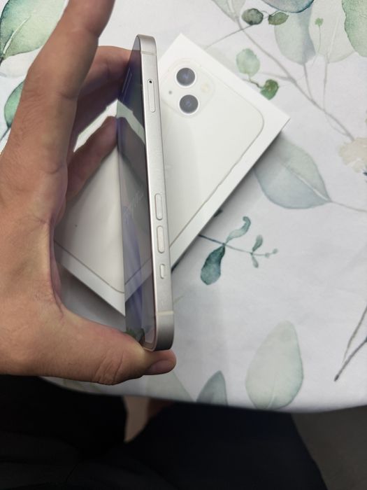 iPhone 13 128GB White