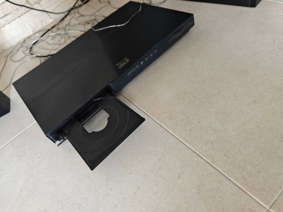 Система за домашно кино Samsung HT-H5200