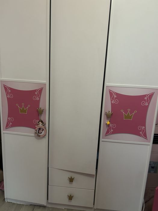 Mobila dormitor tip castel fetita