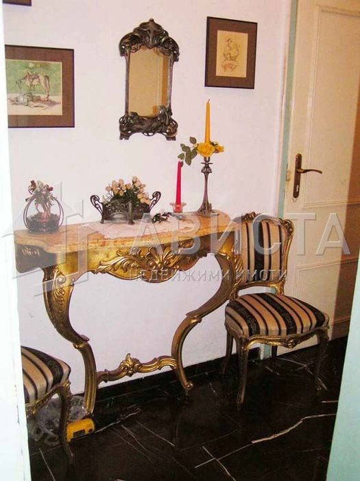 Продава се Многостаен апартамент в София, Център - 92 кв.м за 5327 €/кв.м - Снимка #1