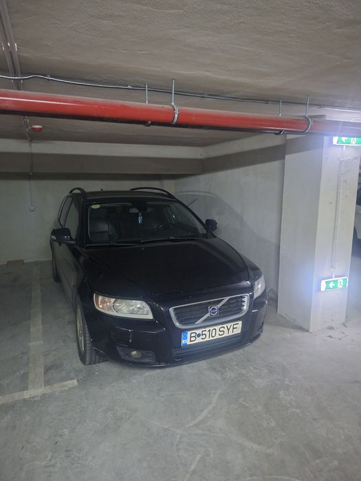 VOLVO V50 2010