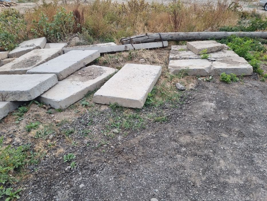 Плиты бетонные 150/74/14 бу