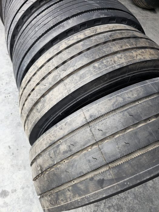 Anvelope 265 70 R 19.5 pt trailer si pentru direcție.