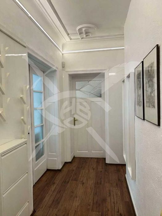 Дава се под наем Двустаен апартамент в София, Център - 80 кв.м за 877.71 € - Снимка #11