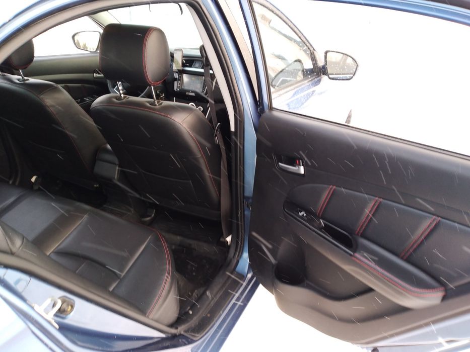 Көлік Лифан Машина