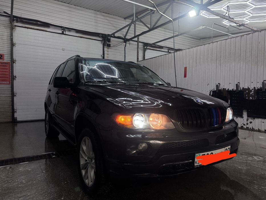 BMW x5 e53  2004г