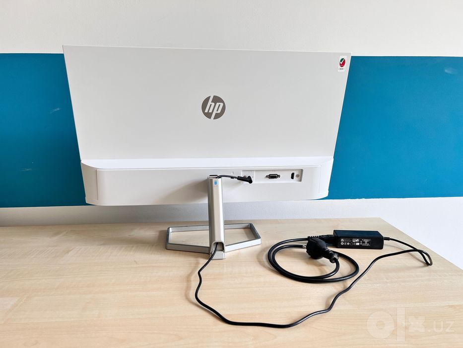 HP M24fw FHD Monitor