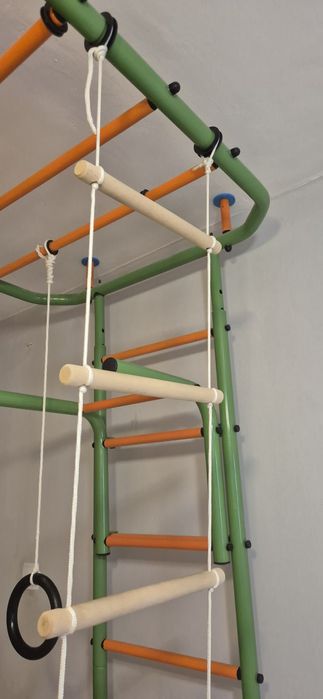 Продам шведскую стенку