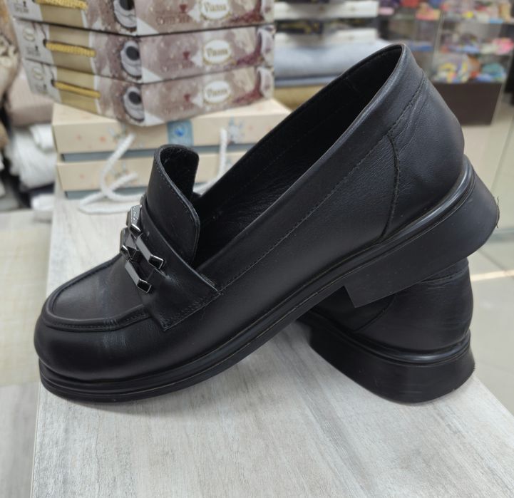 Продам   женские  лоферы