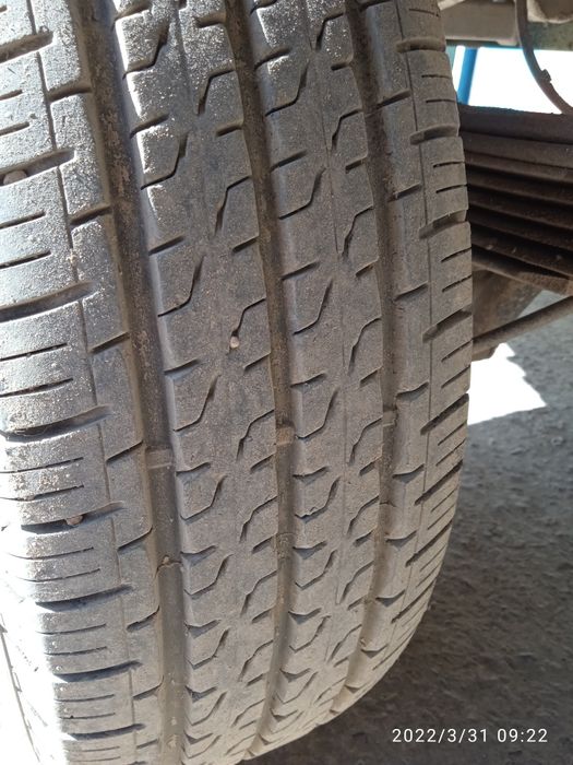 Мерседес Бенз 208д