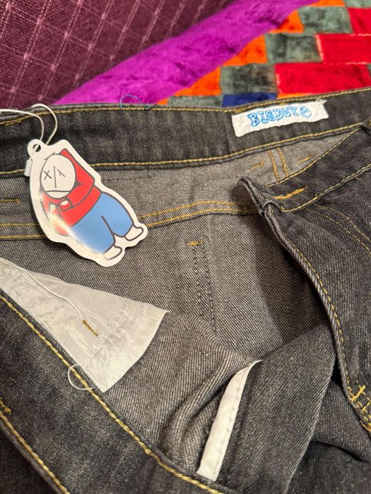 Мужские джинсы универсальные