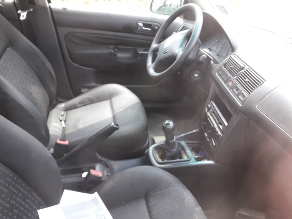 Dezmembram Volkswagen Golf 1.9 SDI