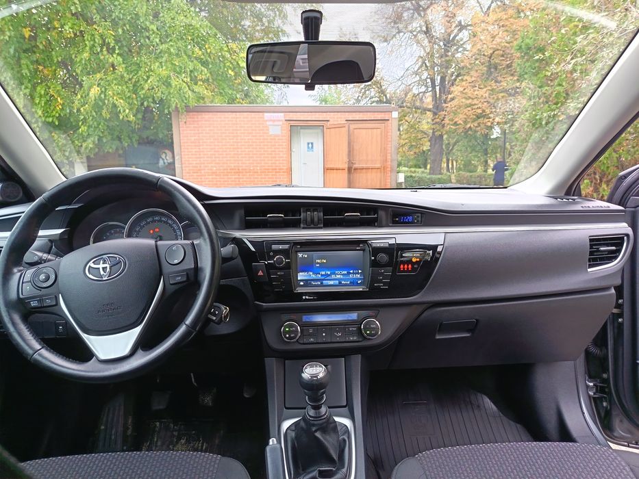 Vând Toyota Corolla