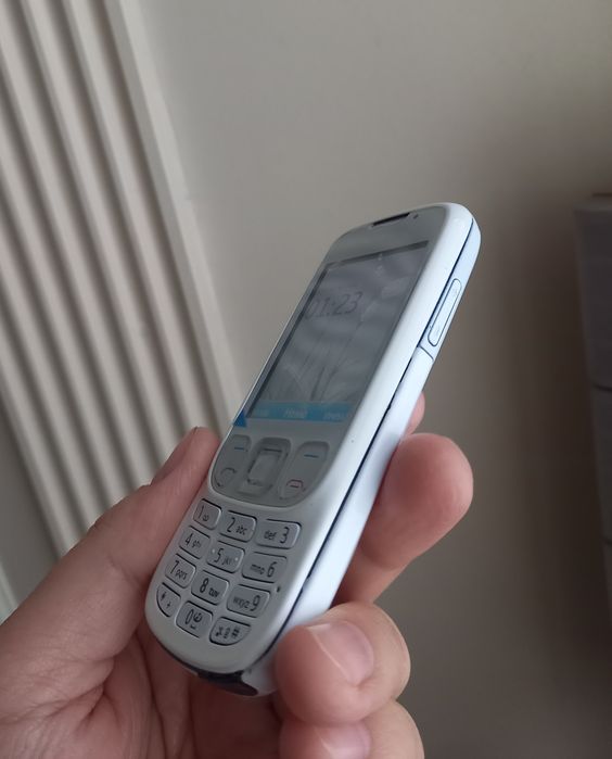 Nokia 6303 i Uz ime otgan