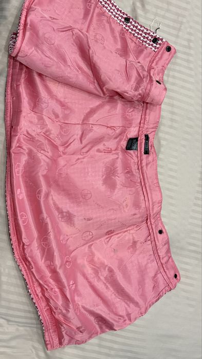 Розова пола Алеса