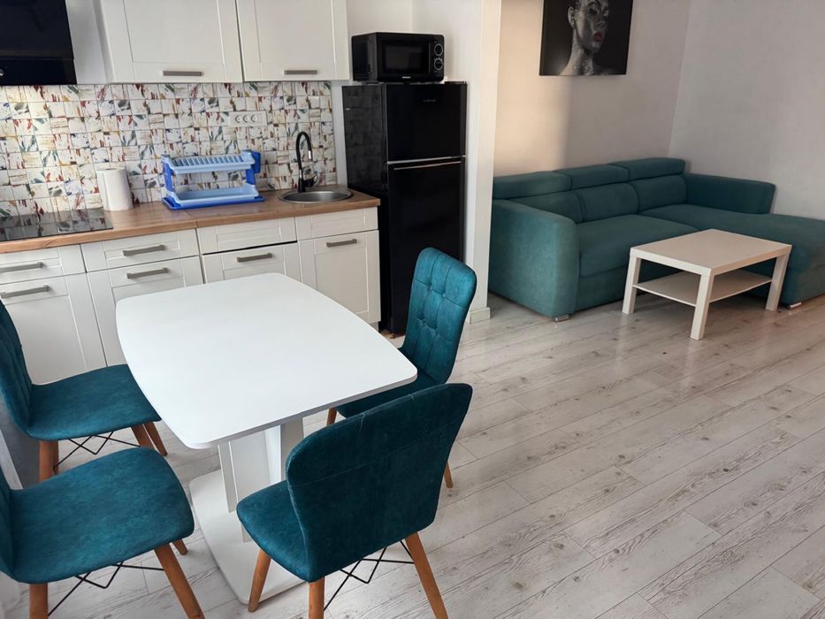 Inchiriez ap 2 camere Victoria Rezidential Oradea cu parcare
