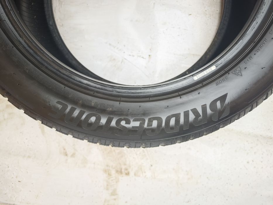 Anvelope 255/50/19 an 2023 iarna M+S BRIDGESTONE Blizzak LM005