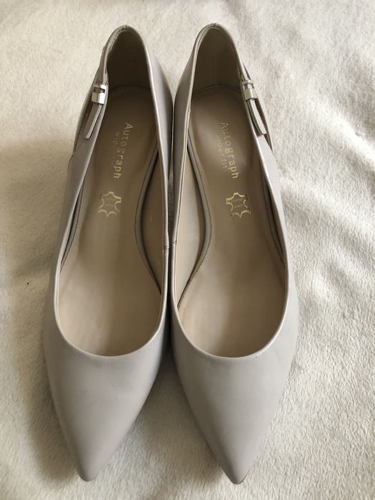 Pntofi noi, din piele, culoare gri deschis, mas. 38, toc 5 cm