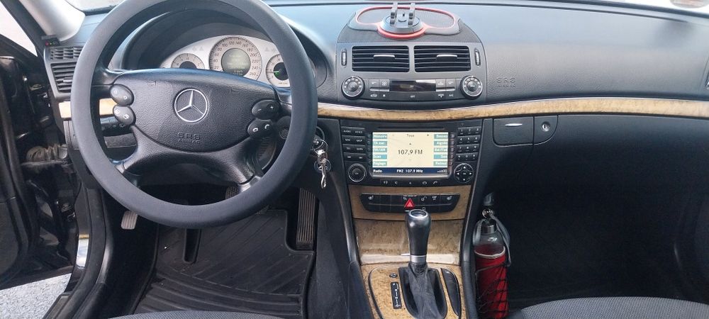 Mercedes E200, W211 1,8 benzina si GPL omologat automat avantgarde 2008, inmatriculat  !