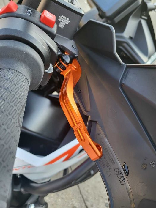 Motocicleta KTM 790 Adventure 2024 & QuickShifter