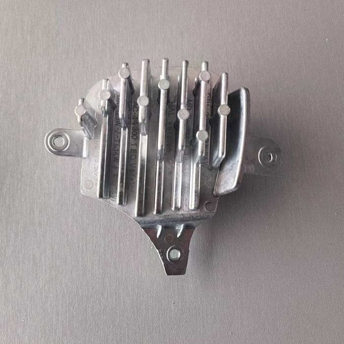 Модул дневни светлини Infiniti QX30 Q30, B010390-B  B010391-B