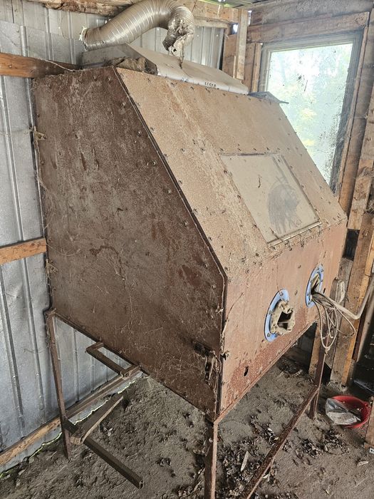 Cabina de sablat cu ventilație și led