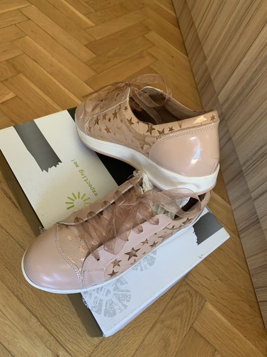 Обувки  естествена кожа и лак на марката GABINA N 37