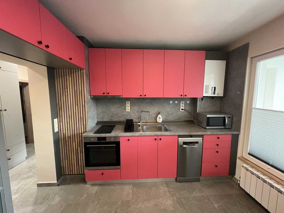 Дава се под наем Двустаен апартамент в София, Дружба 1 - 70 кв.м за 400 € - Снимка #1