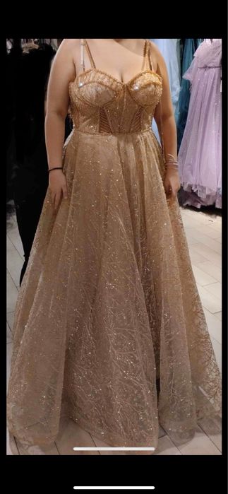 Бални рокли. Размери 40/42