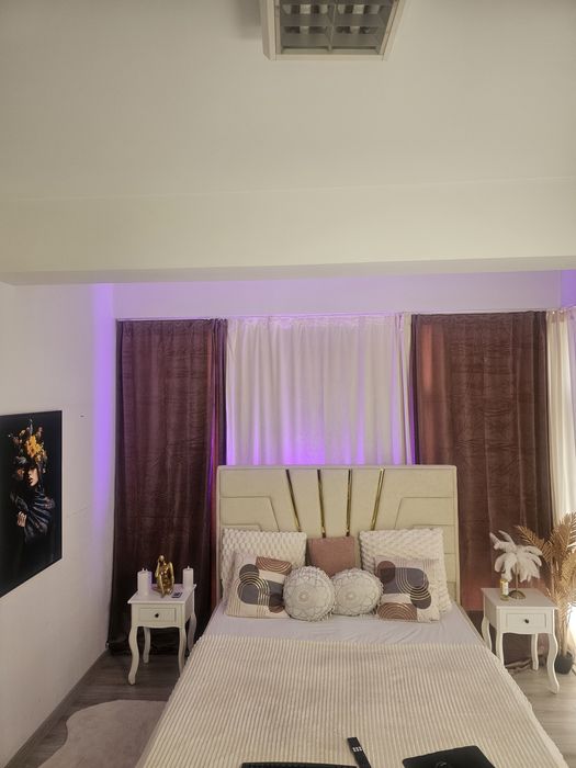 Paturi de vanzare + canapea