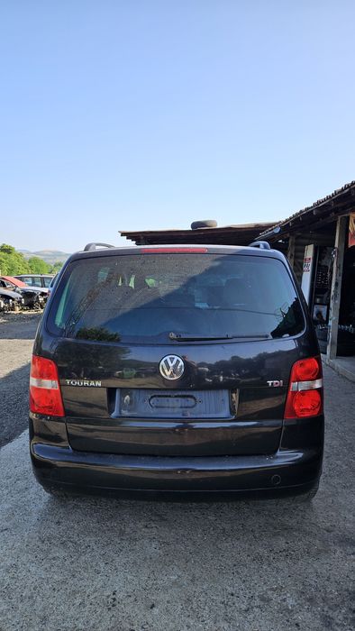 Vw Touran 2.0 tdi - 140ps. на части