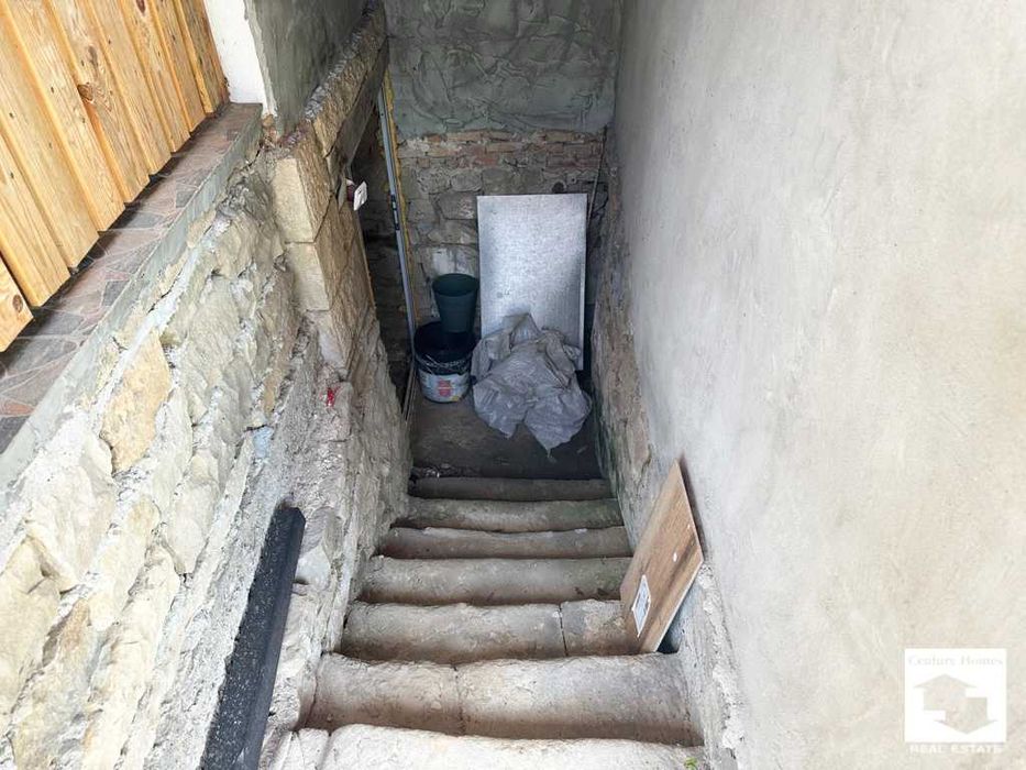 Продава се Къща в Елена - 100 кв.м за 1500 €/кв.м - Снимка #16