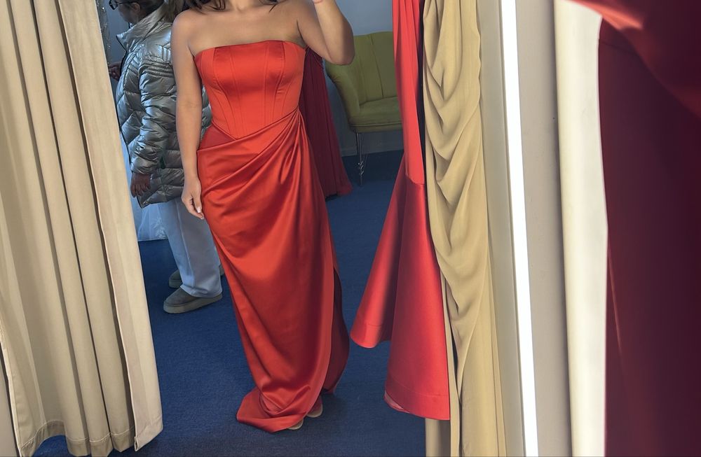 Rochie ocazie la comanda