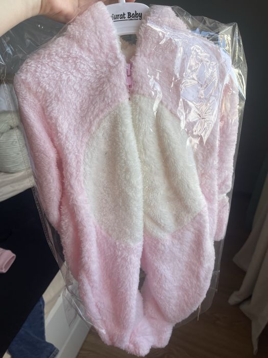 Продам два детских костюмчика. Новые